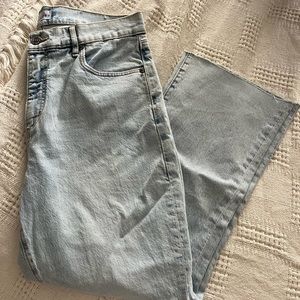 New Loft light washed, high waisted, cropped jeans